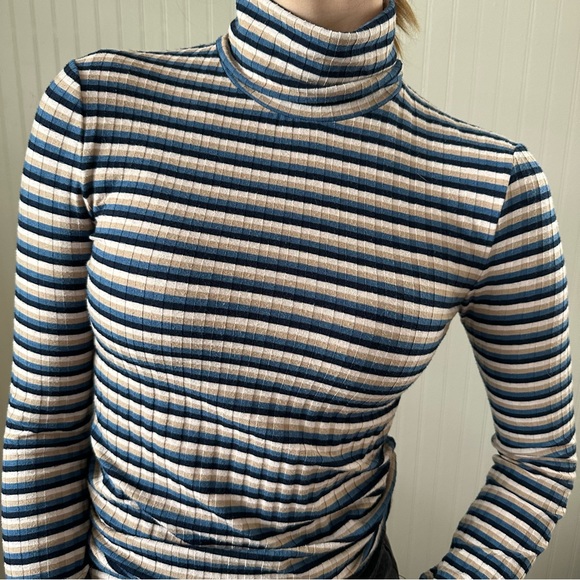 Madewell striped turtleneck sweater - Picture 3 of 3